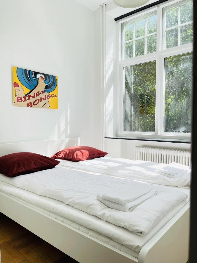 Aday - Aalborg Mansion - Open Bright Apartment With Garden Экстерьер фото